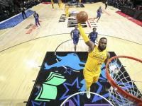 BB体育-Scout连续十二场比赛得分超过精彩发挥，湖人挑战极限！的简单介绍