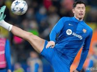 贝博-莱万多夫斯基迎来十赛季高光表现，中国队球迷沸腾！的简单介绍