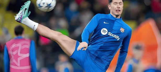 贝博-莱万多夫斯基迎来十赛季高光表现，中国队球迷沸腾！的简单介绍