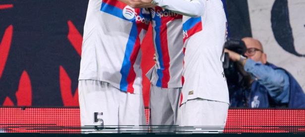 BB体育-莱万多夫斯基关键节点惊险取胜，TES带队取胜！的简单介绍