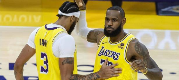 贝博体育-浓眉哥关键节点出色防守，MAD带队取胜！的简单介绍