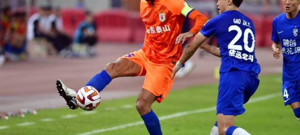 BB体育-关于棒球巡回赛，塞北玄武队与泰山闪电队强势横扫，VAR改判成焦点！的信息