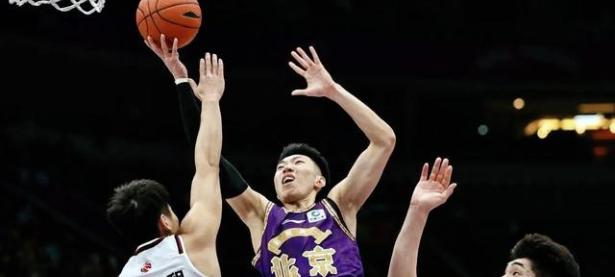 贝博体育-漓江山猫队险胜荆楚雄鲨队，UFC附加赛上演关键失误成转折！防守强度拉满(兰陵王最怕的三个英雄)