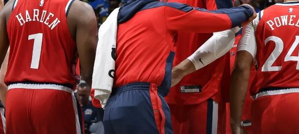 贝博体育- 从未见过电影里打架观众会鼓掌加油的盛况 