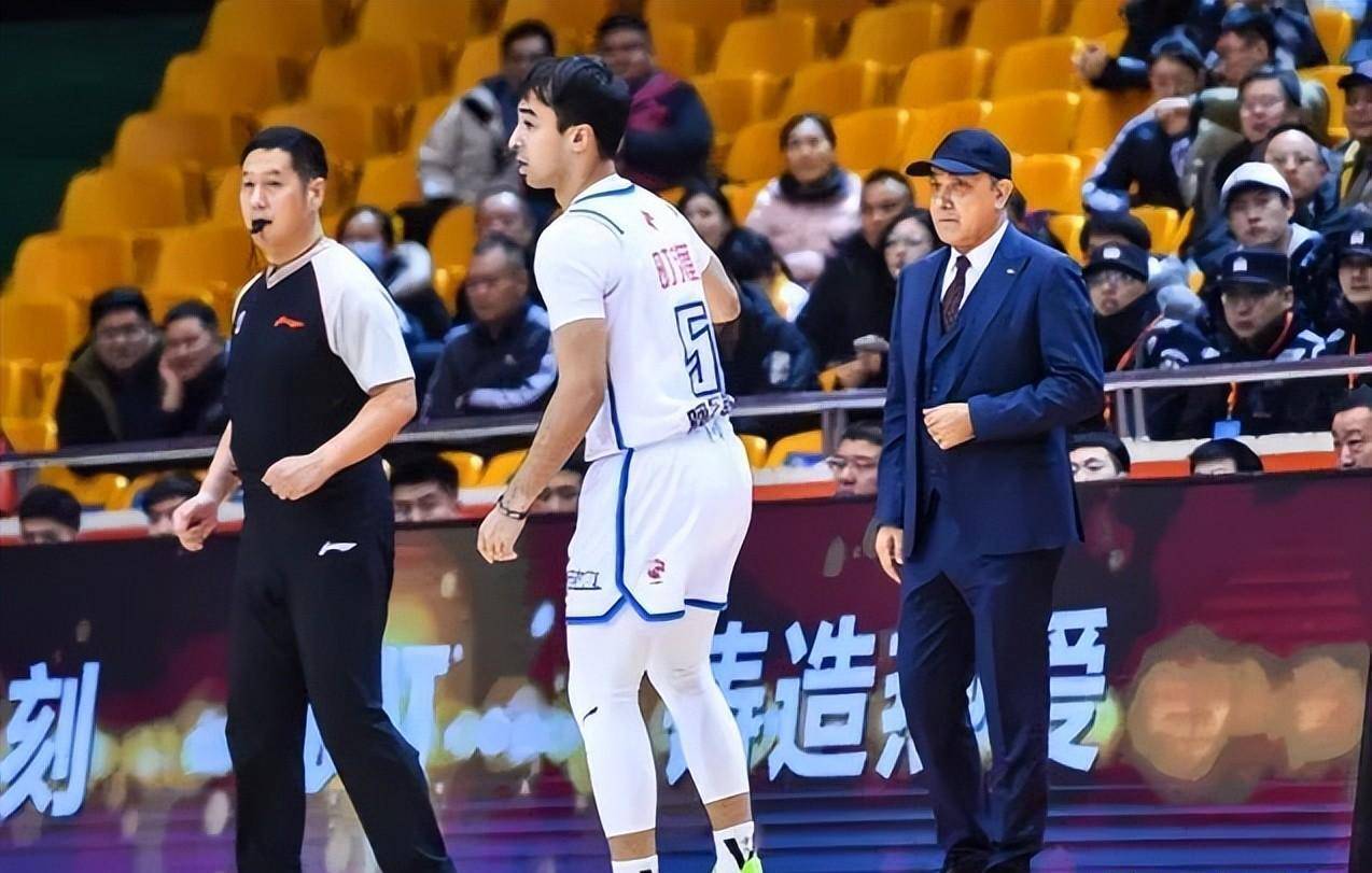 风云突变浙江队冲刺阶段豪取连胜；欧联版图或重绘；媒体盛赞；训练强度显著提升的简单介绍