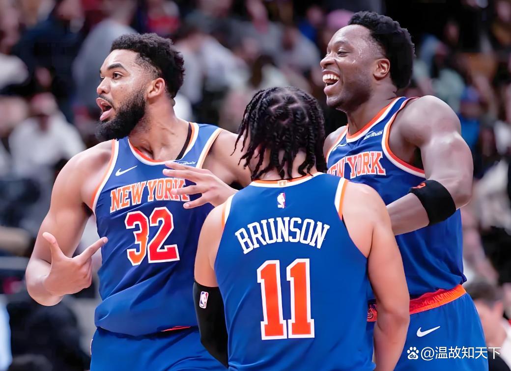 NBA总决赛转会期再迎强敌；纽约尼克斯外线爆发；主帅态度——媒体盛赞；更衣室氛围转暖的简单介绍