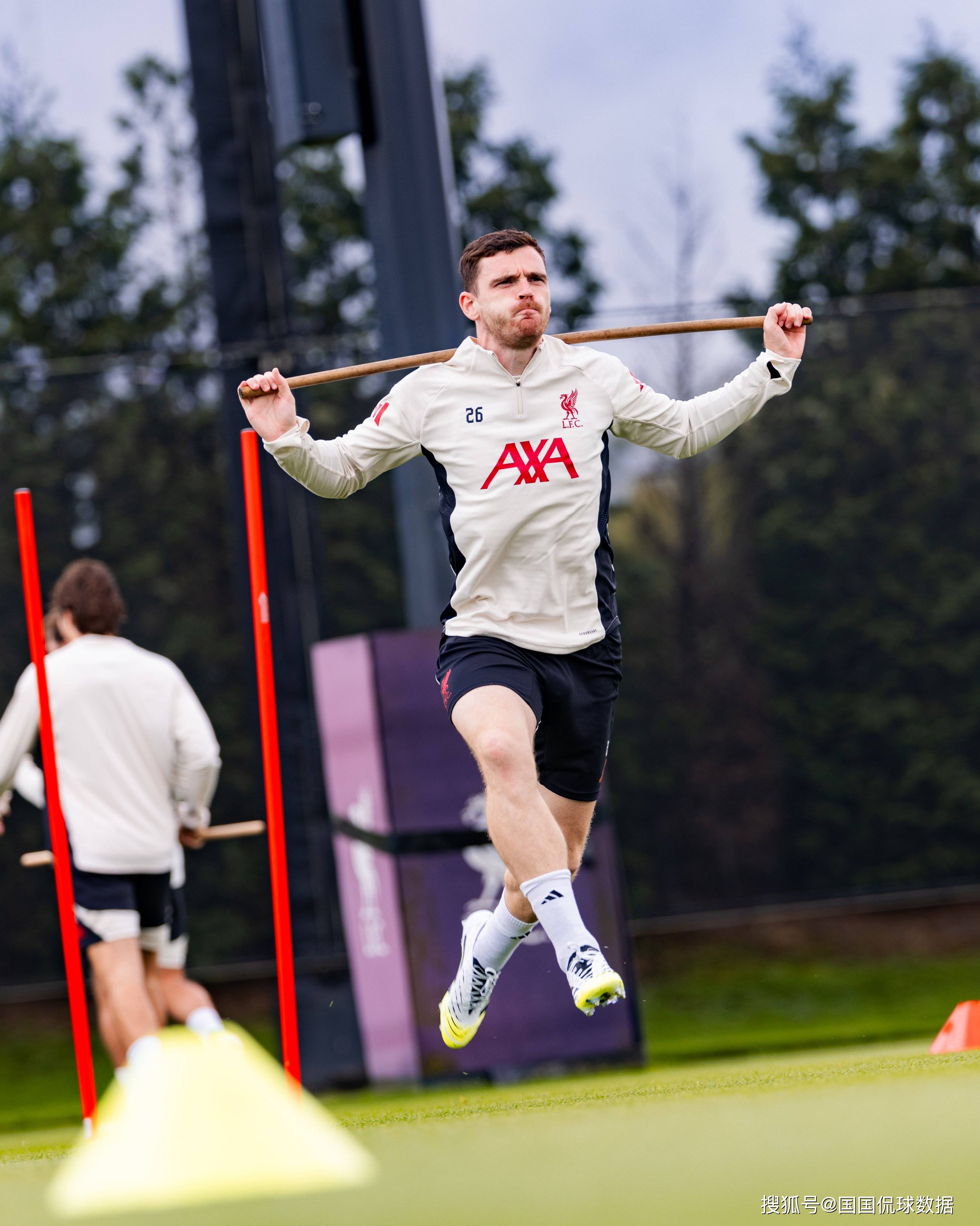 社区盾今夜再迎强敌,利物浦单刀错失,主帅态度:赛场秩序良好,训练强度明显提升的简单介绍 社区盾今夜再迎强敌,利物浦单刀错失,主帅态度:赛场秩序良好,训练强度明显提升的简单介绍